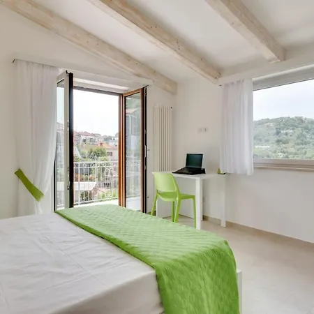 Lemoon X7 Con Terrazzo E Parcheggio - Sorrento Coast Appartamento *