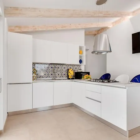Lemoon X7 Con Terrazzo E Parcheggio - Sorrento Coast דירה *